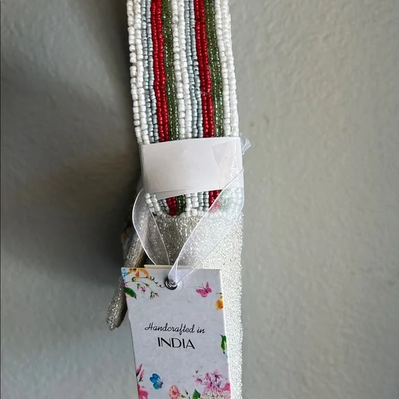 Handcrafted Beaded White Bag - Snow / Winter -  (Viral TJ Maxx / Marshall’s Bag) - Picture 4 of 5